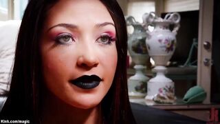 Tied spreaded Hottie plowed by family