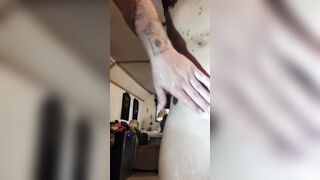 Fetish makes her squirt