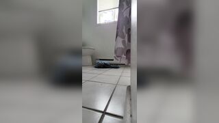 Piss my leggings cant hold it golden shower orgasm