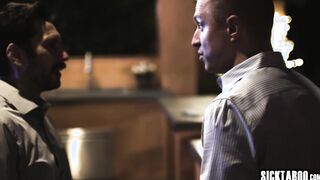 Waitress Paige Owens craves for rough DP