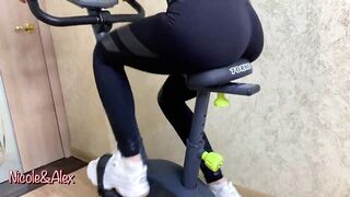 SCHOOL GIRL DOUBLE ORGASM ON AN EXERCISE BIKE. FUCKS A TOY
