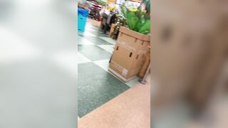 Latina 18 Yo candid butt at grocery store.