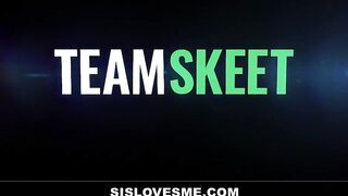 SisLovesMe - Stepsis is broke & sucks my penis for cash