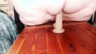 Cought my stepmom loving her sex toy after we get home from shopping 
