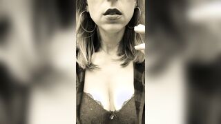 Smoking Milf and again, a MILF mouth full of smoke Dolly Parton - Jolene