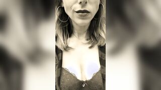 Smoking Milf and again, a MILF mouth full of smoke Dolly Parton - Jolene