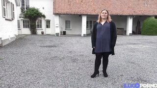 Manon, a young bimbo, wants a incredible sexy sodomy to performance her hubby