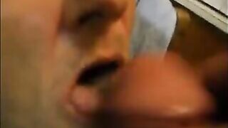 Old housewife is taking cum on her mouth