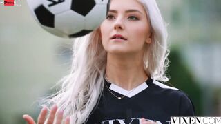 VIXEN Fangirl Eva Elfie seduces her favourite soccer myfreecam
