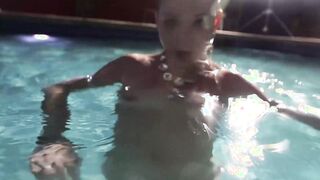 Naughty Scuba-Blowing! Blonde Cutie Sunny Lane Drains Cock Underwater!