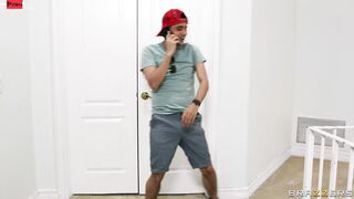 Surprise Bathtub Banging Scene With Ricky Spanish, Jayden Starr - Brazzers Official