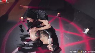 Sacrifice My Booty Scene With Xander Corvus, Joanna Angel - Brazzers Official