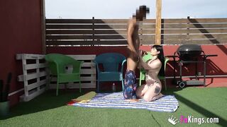 Nadja seduces her Bombshell neighbour and gets surprised by his HUGE PENIS