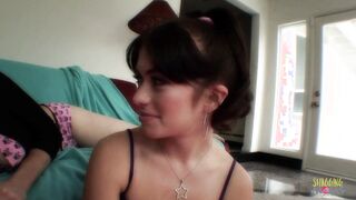Mom lesbo seducing her 18 year old friend inside fingered and vagina eating