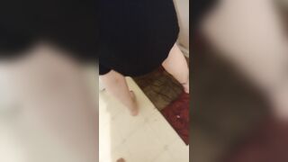 Mom Inside Kitchen Cleaning Upskirt