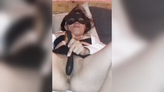Ragazza italiana con la passione per la masturbazione