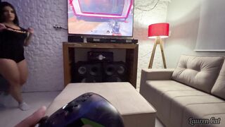 Jogando clip game e fudendo essa gostosa