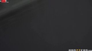 Wild Thots Film With Xander Corvus, Luna Celeb, Angela White - Brazzers Official