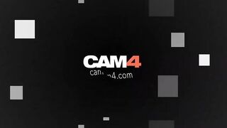Hottie Slides a sex vibrator in her booty outdoor | Cam4
