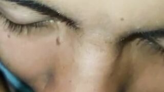 Me folle ami vecina En Su Cuarto
