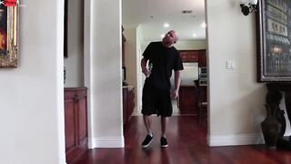 Slutty Pink Pussied teenagers Whore Emma Stoned Takes A Big Penis In Twat
