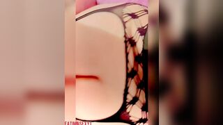 محامية تخون زوجها مع صديق زوجها في مكتبها A lawyer cheating on her hubby with her hubby's frien