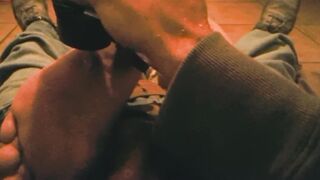 Amateur quickie reverse footjob/solejob
