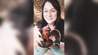Curvy nerdy cunt with mouth Kittens rolls a critical fail - gets snatch banged!