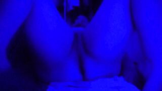 Fucking my vagina ROUGH into my closet + squirting! : )