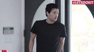 XXXShades - Chloe Scott Big Ass German 19 Yo Fucks Cheating Husband