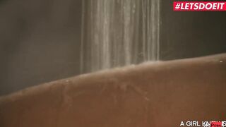 A PUSSY WITH MOUTH KNOWS - Lesbo Gf Lottie Magne Fucks Her Maid Freya Mayer