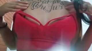 showing the breasts