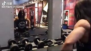 Hot oriental FBB Competitor