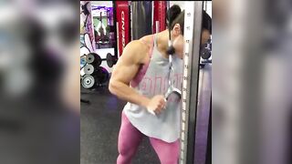 Hot oriental FBB Competitor