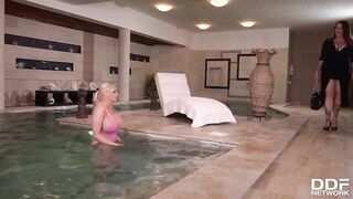 Long Boobed Laura Orsolya sucks a double dong while snatch fucking