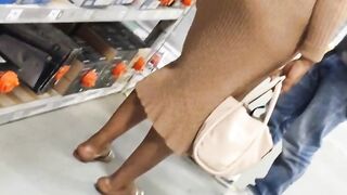 Ebony mom VPL