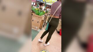 Latina teens candid ass inside grocery store