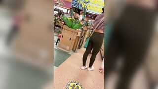 Latina teens candid ass inside grocery store