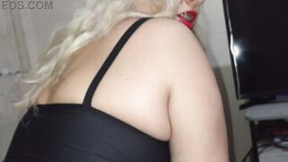 Essa milf sabe como trabalhar com a bunda