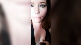 A Sex Toy Oral Sex Makes my Fat Snatch Soak