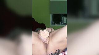Nympho DP’ing herself