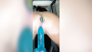 I can’t stop fucking my cunt