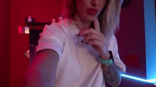 Behind the tape with Soak Kelly - Masturbating while watching actors having fun