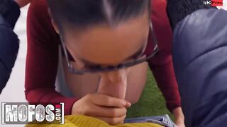 Perfect (Andreina DeLuxe) Getting Her Soak Dripping Twat Boned! From A Complete Stranger - Mofos