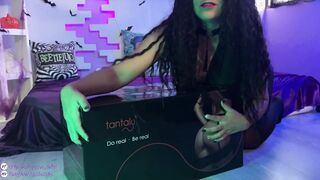 Capitulo one: La muñeca inusual (TANTALY) ESPECIAL NOCHE DE BRUJAS 2022 