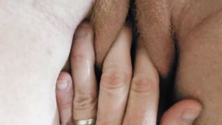 Inked Fat chick SpiderMitten Fingering, Fisted, & Banged! with Sex Toy BBW cougar