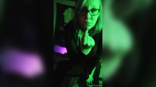 Smoking Hot Hot, lap dance and irresistible b.j jizzes inside mouth!