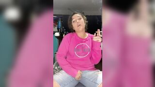 Mommy gets off 