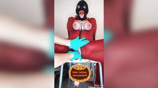 on Halloween I let myself open like a turkey ... all holes filled and pumped ... I come like a cow