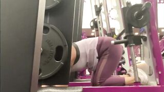 PAWG cougar WORKING OUT LEG LIFT